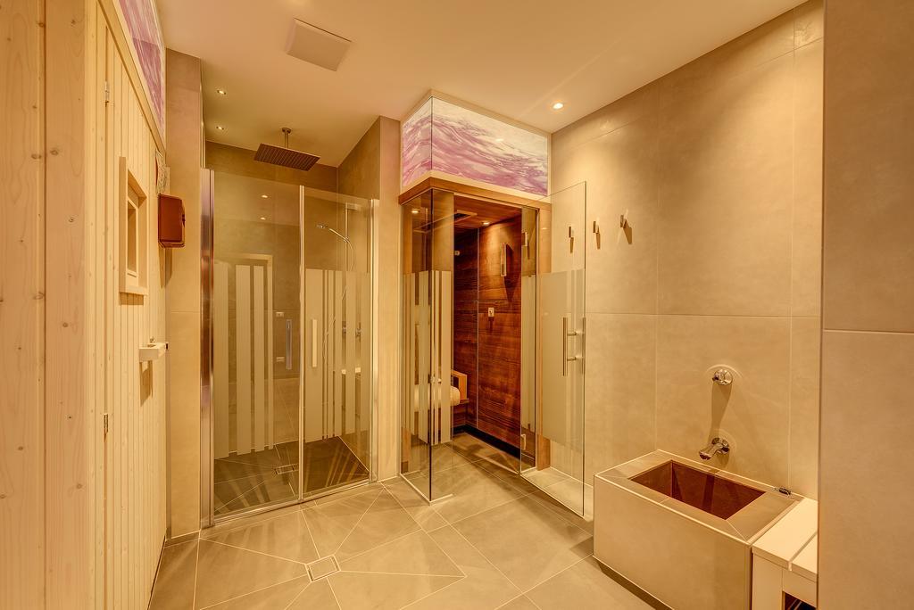 טירולו Garni Hotel Kessler מראה חיצוני תמונה