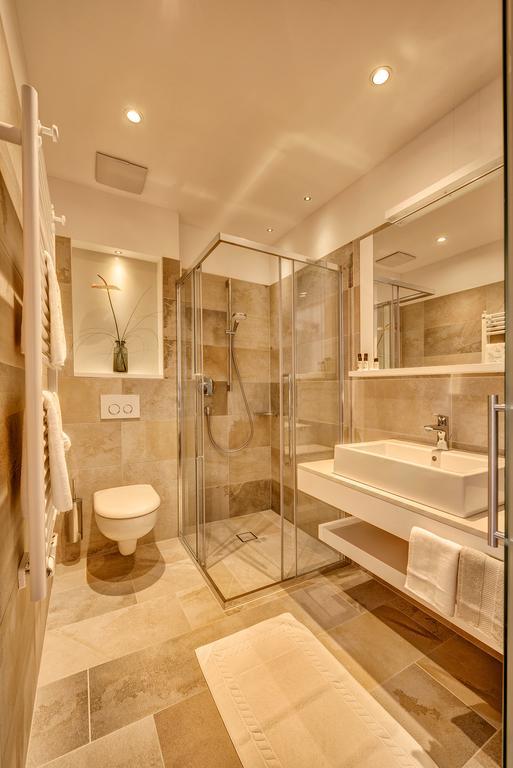 טירולו Garni Hotel Kessler מראה חיצוני תמונה