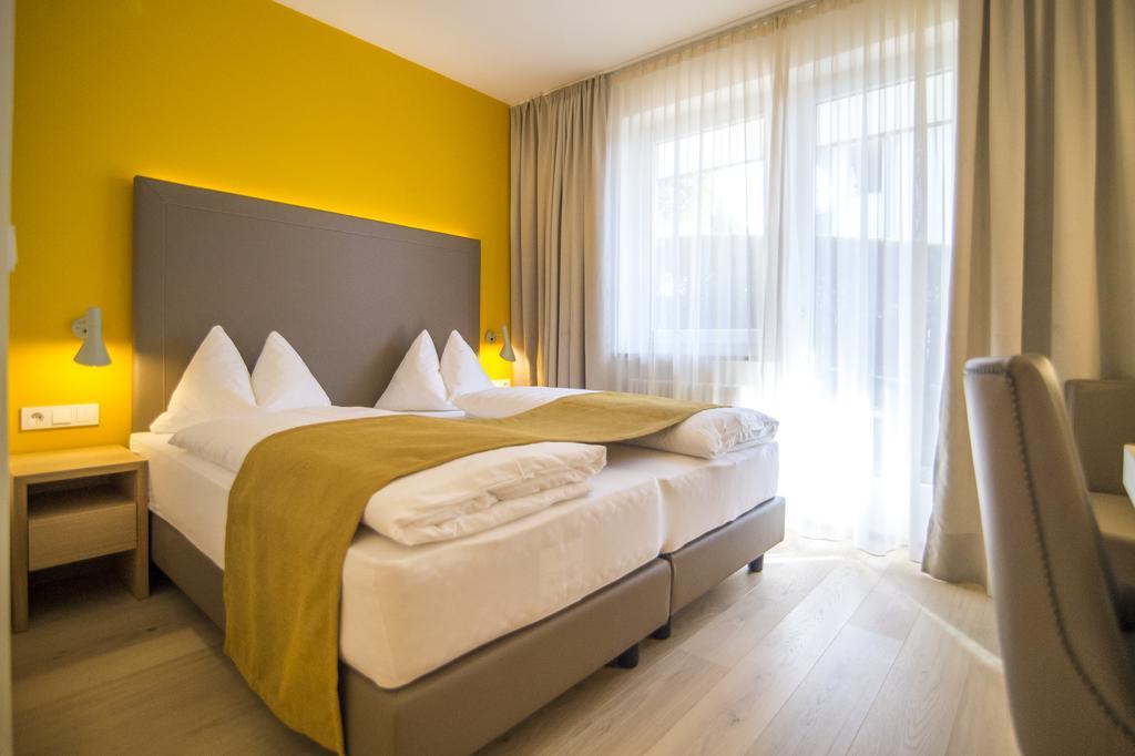 טירולו Garni Hotel Kessler מראה חיצוני תמונה