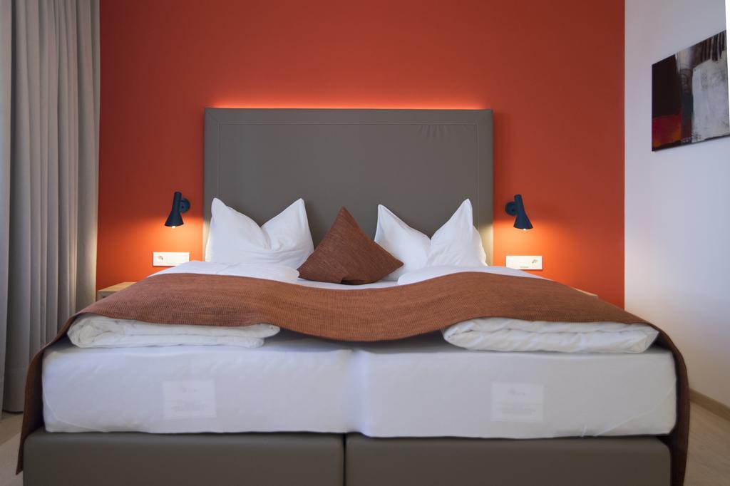 טירולו Garni Hotel Kessler מראה חיצוני תמונה